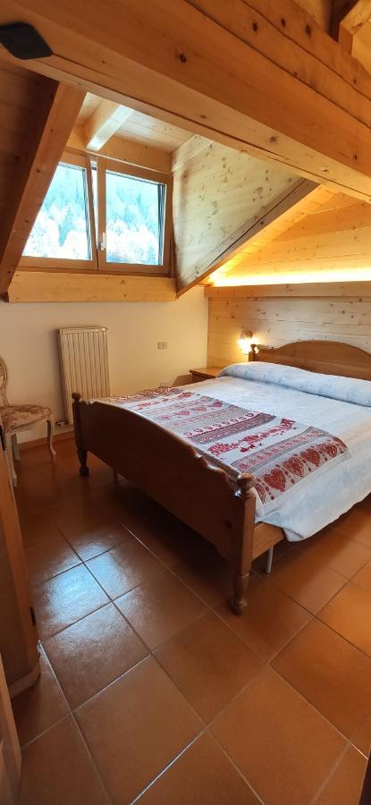 Апартаменты Mansarda A Carciato, Trilocale In Montagna Димаро Экстерьер фото