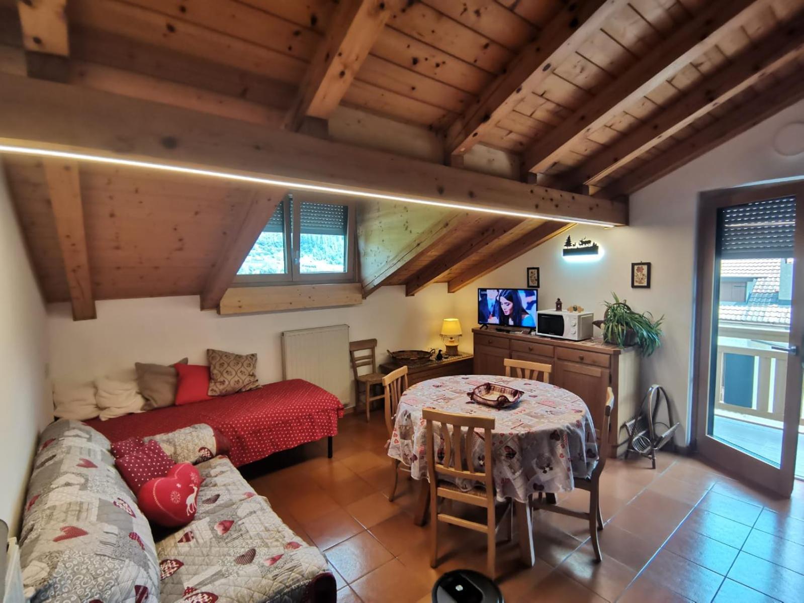 Апартаменты Mansarda A Carciato, Trilocale In Montagna Димаро Экстерьер фото